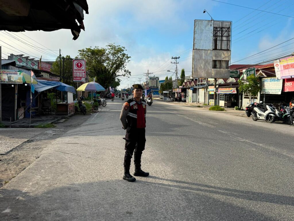 1000996787